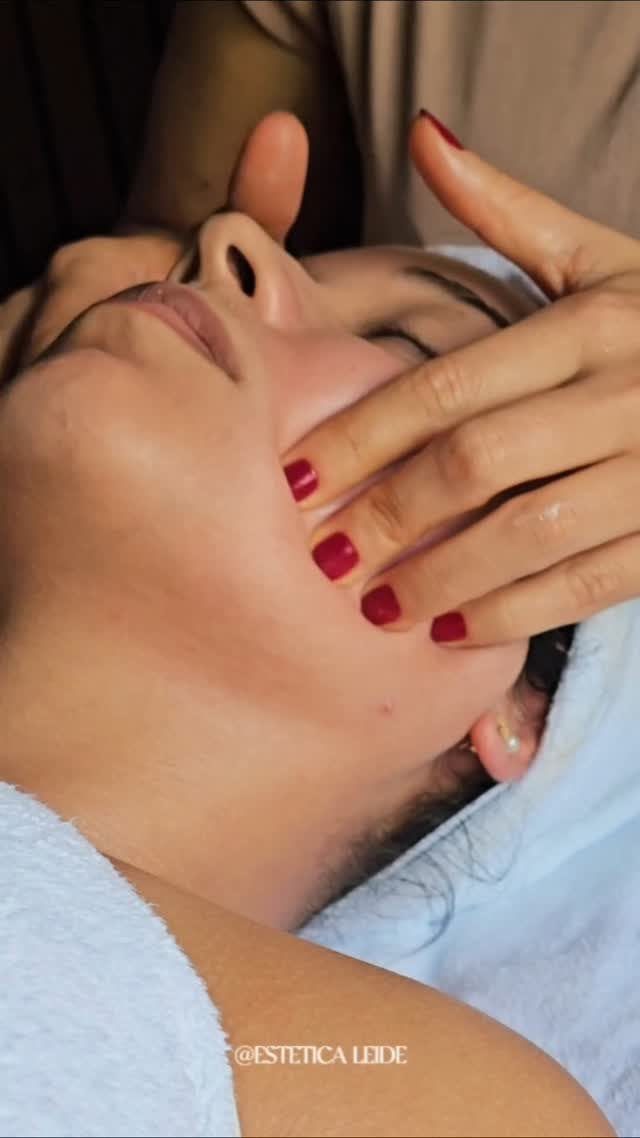 Massagem facial Miracle Face em detalhe